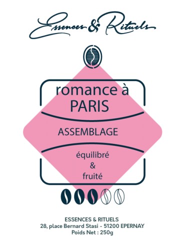 ROMANCE À PARIS - ASSEMBLAGE